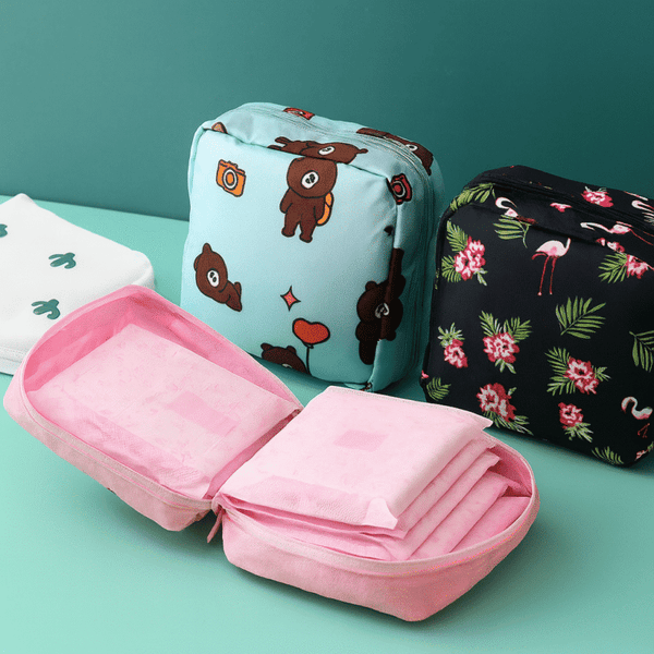 Pochette Discrète pour Serviettes Hygiéniques 🌸 – Compacte, Pratique & Stylée