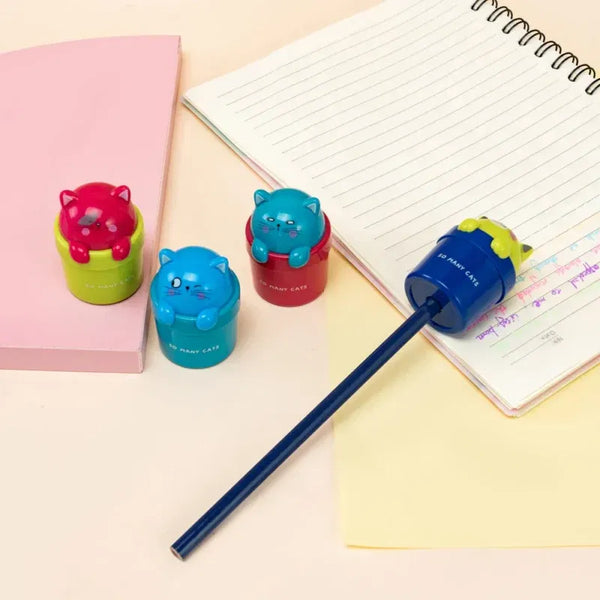 Taille-Crayon Chat “So Many Cats” – Adorable et Pratique